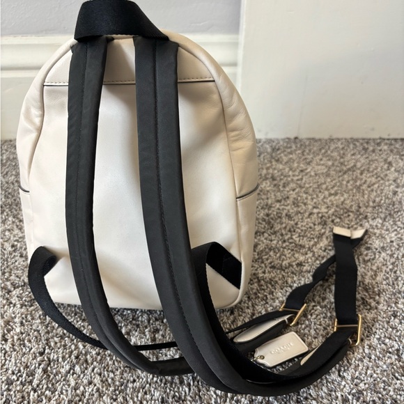 Women’s Coach Backpack - Picture 2 of 5